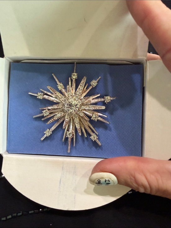 Avon Jewelry - Avon Silver Starburst Rhinestone Pin with Clear Stones
